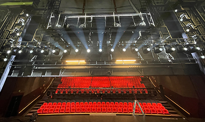 Elation FUZE Takes Rijswijkse Schouwburg Theater From Static to Dynamic